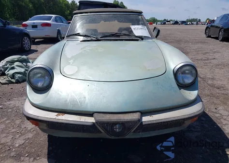 1983 Alfa Romeo Veloce 2000 Spider из США, поврежденный, VIN ZARBA5411D1016042